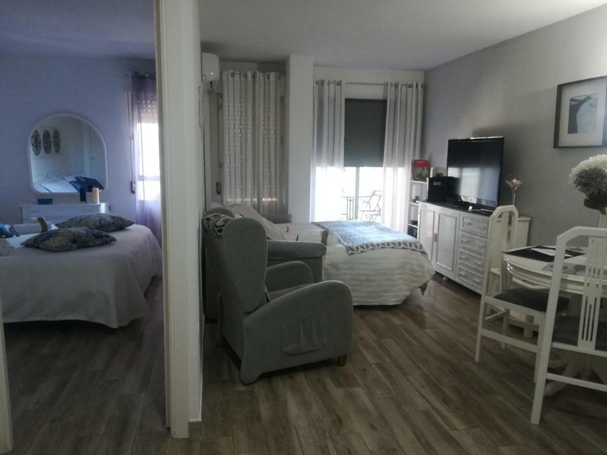 Complejo Minerva Jupiter Apartment เบนัลมาเดนา ภายนอก รูปภาพ